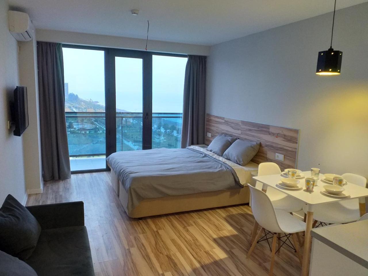 Batumi Beach Tower المظهر الخارجي الصورة