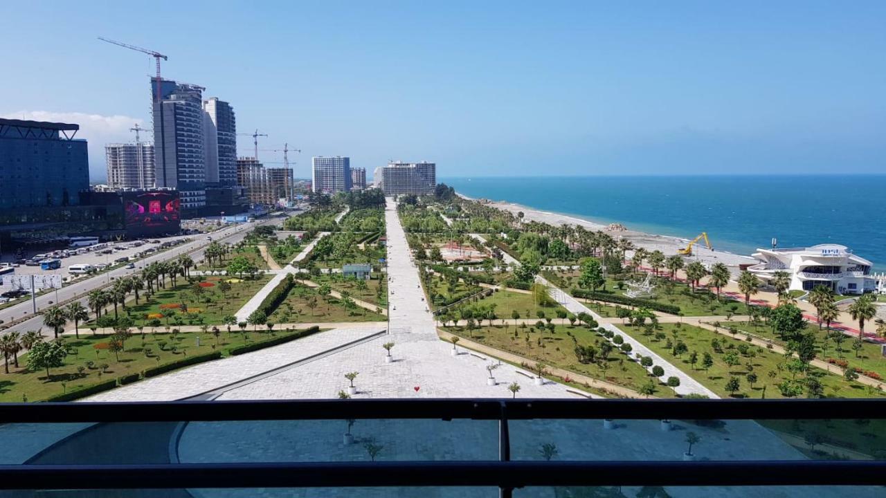 Batumi Beach Tower المظهر الخارجي الصورة